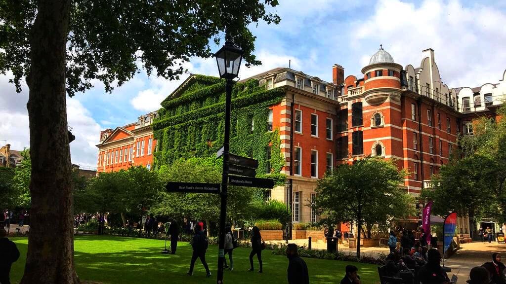 Ultimate Guide to King's College London Medicine Interviews (2022) | Questions & Tips